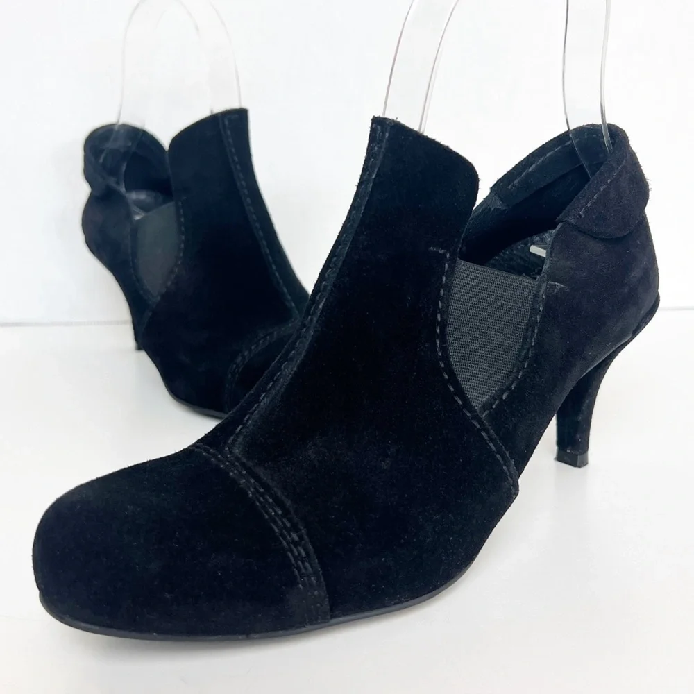 •PEDRO GARCIA• Black Suede Slip On Heel Bootie Pumps‎ Shootie Size 36.5 / US 6.5